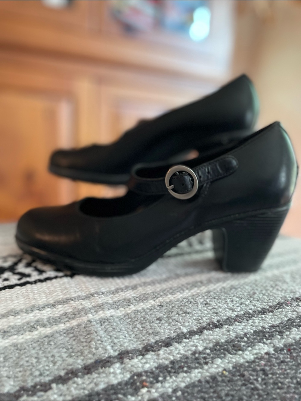 Dansko Becca Classic Black Nappa Leather Mary Jane Low Heel Pumps EU 39 / US 9